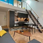Duplex Standing - Hyper Centre - Equipe Дижон